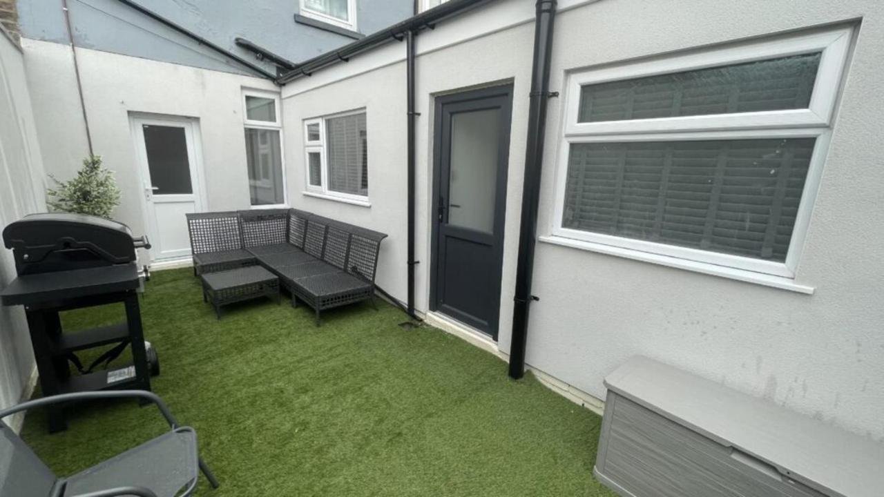 House Located Centrally For Up To 8 Guests Scarborough Exterior foto